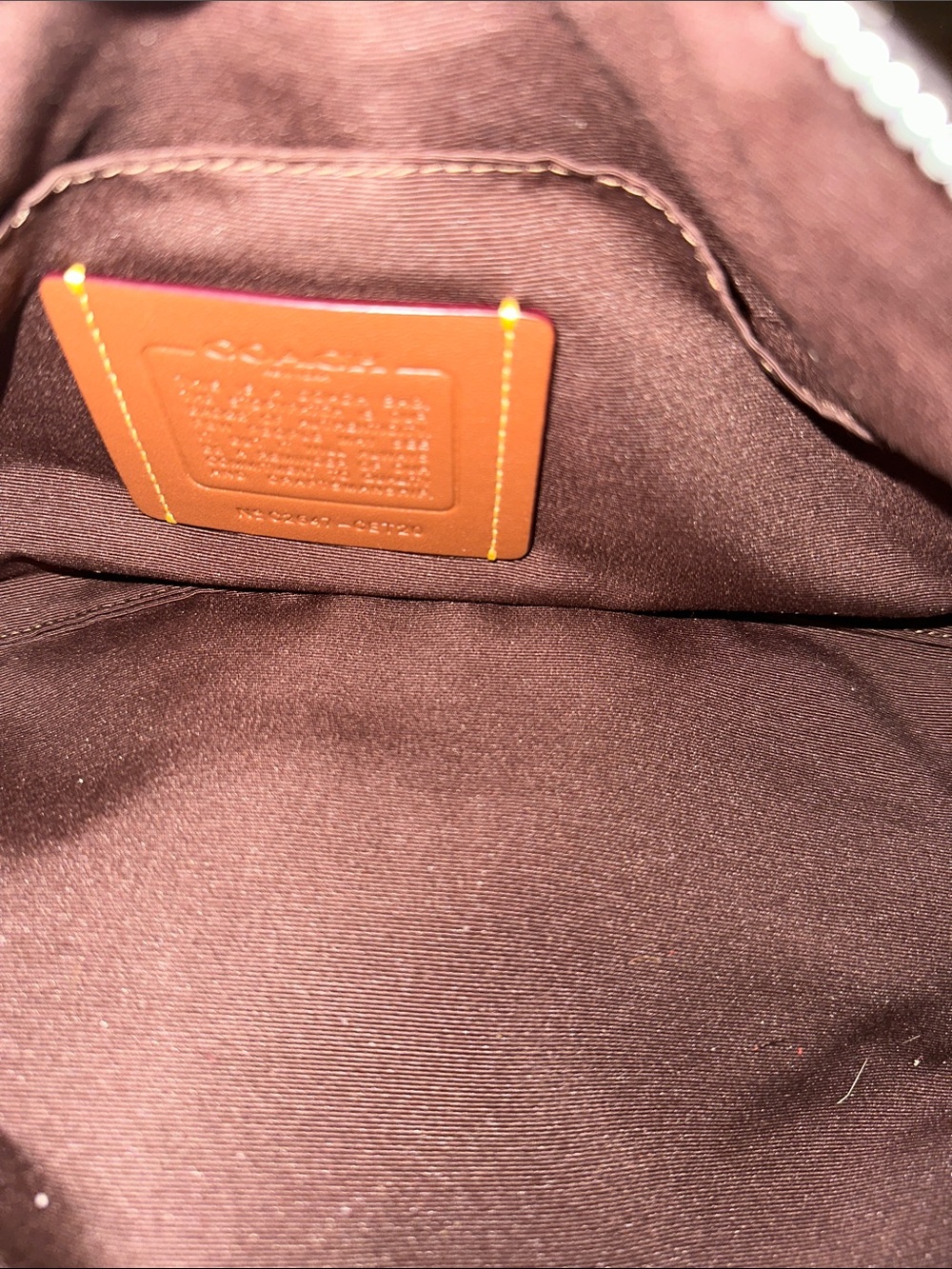 COACH Andre Barrel Bag 30 - Picture 3 of 6